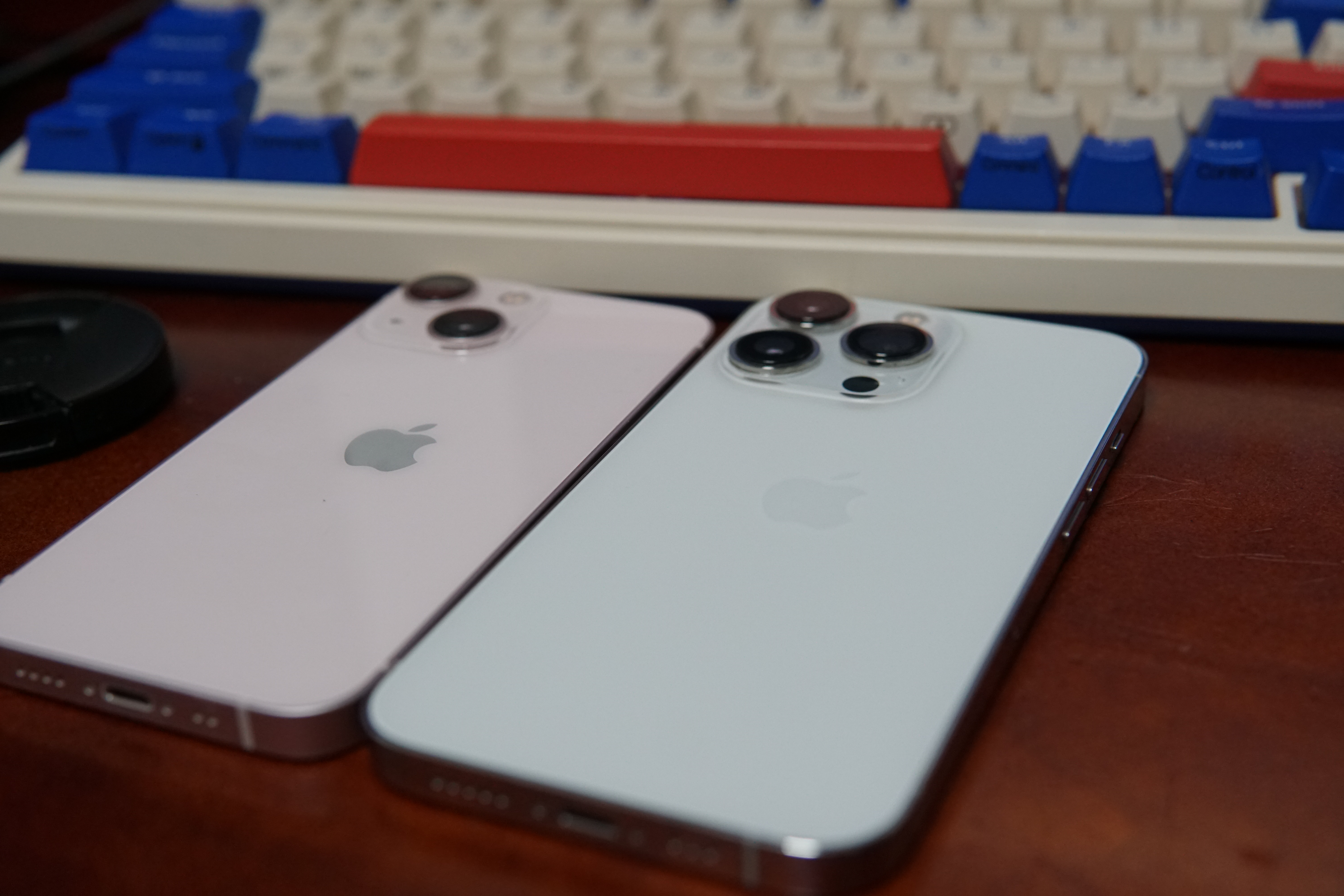 iPhone 13 Pro & 13 mini